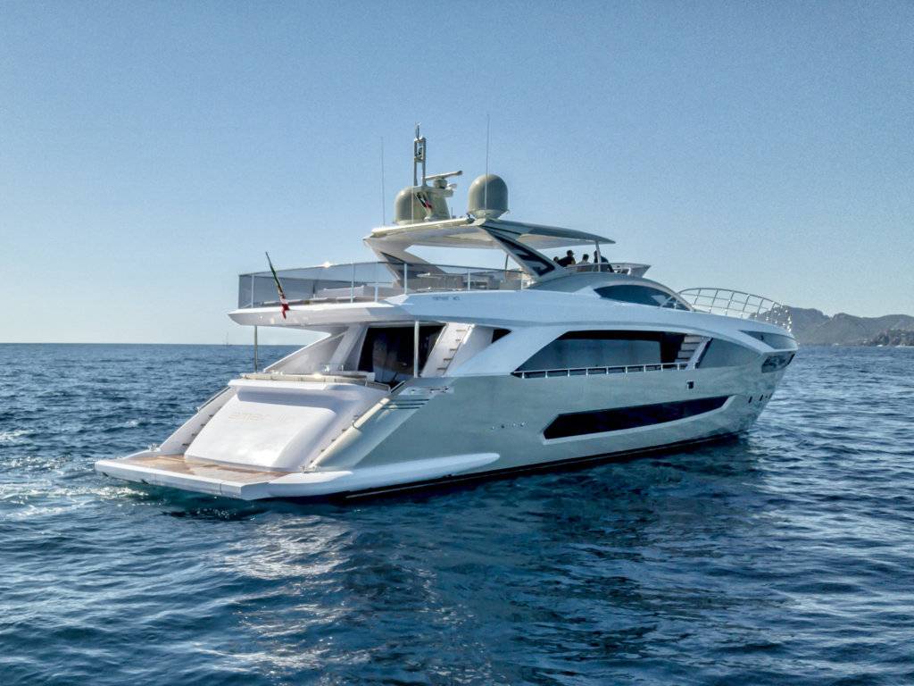 amer 110 yacht prezzo