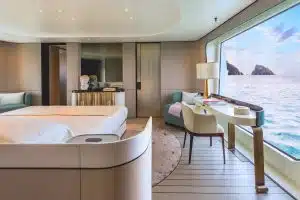 Azimut-Grande-35-Metri-Master-Suite-1024x684 Azimut-Grande-35-Metri-Master-Suite-1024x684