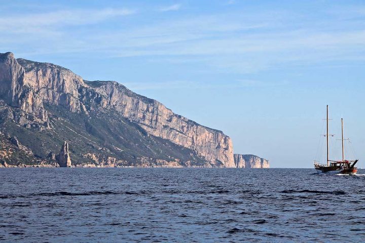 sailing-itineraries-Orosei-Sardinia