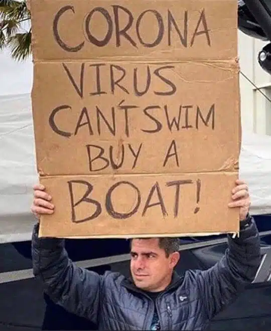 compra una barca il corona virus non sa nuotare compra una barca il corona virus non sa nuotare