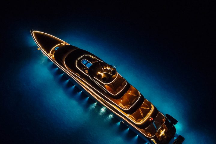 superyachts news