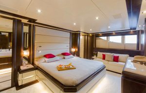 Navetta 30 vip cabin