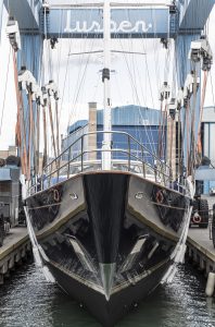 Morning Glory launch at Lusben shipyard (1)