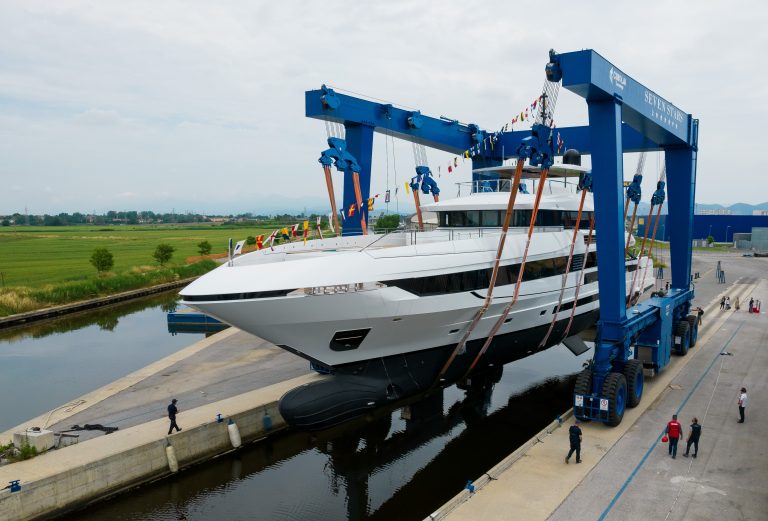 Mangusta_Oceano_50_el_lanzamiento__1_