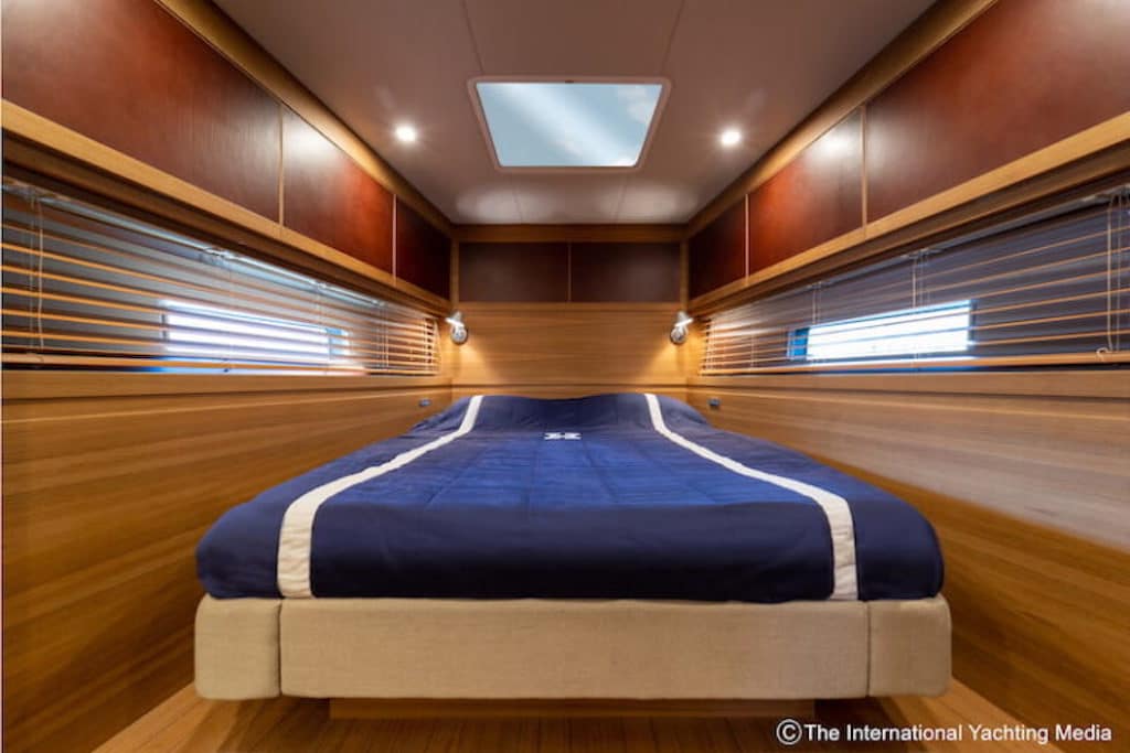 letto matrimoniale yacht