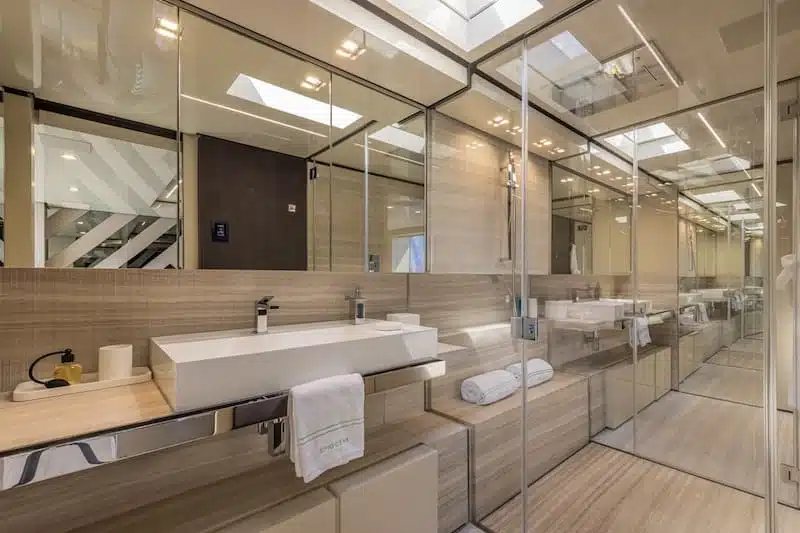 RSY_38M_EXP_EMOCEAN_Owner_cabin_bathroom RSY_38M_EXP_EMOCEAN_Owner_cabin_bathroom