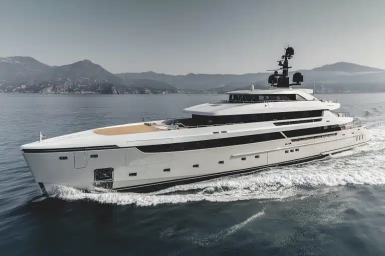62Steel e Alloy i Superyacht Sanlorenzo colpiscono al Monaco Yacht Show 2022