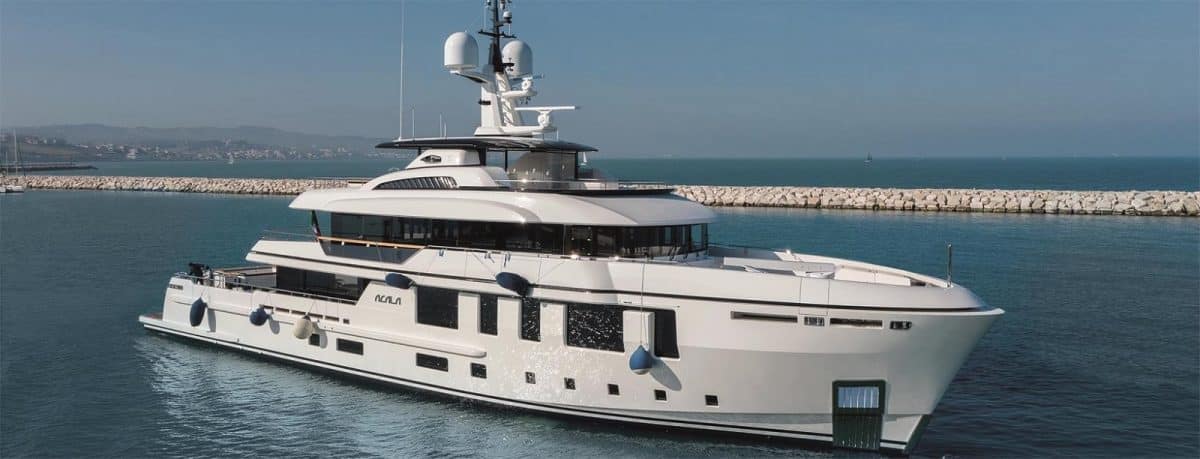 Cantieri delle Marche Acala ext 1